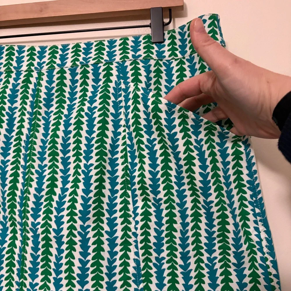 Boden Green Blue Geometric Leaf Print A-Line Mini Skirt Pockets US 16/18R - Picture 4 of 7